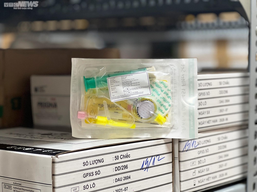 TP.HCM: Bệnh viện Hùng Vương còn 300 bộ gây tê ngoài màng cứng, đủ trong 10 ngày - Ảnh 3.