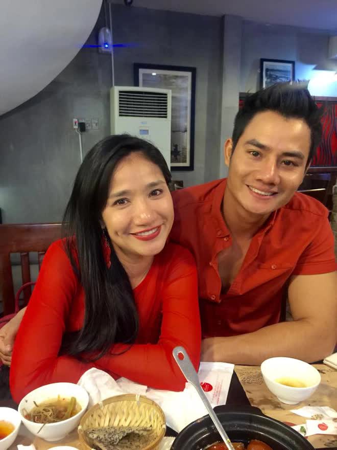 Tình duyên lận đận của MC Cát Tường: Từng 2 lần vô tình là người thứ 3, yêu trai trẻ kém 13 tuổi và kết thúc chóng vánh - Ảnh 4. Tình duyên lận đận của MC Cát Tường: Từng 2 lần vô tình là người thứ 3, yêu trai trẻ kém 13 tuổi và kết thúc chóng vánh - Ảnh 4.