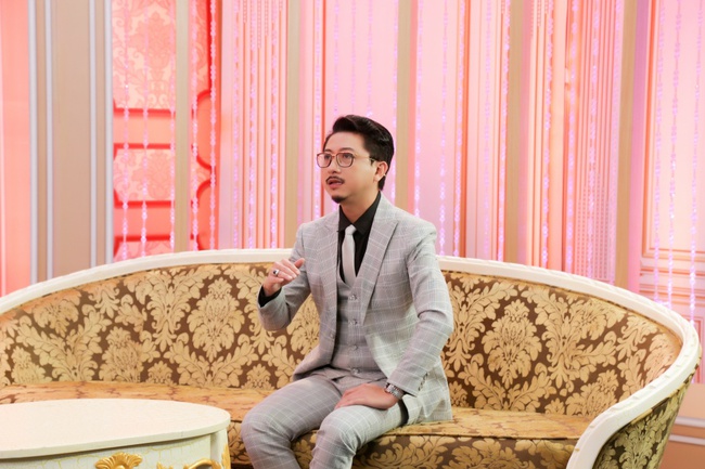 Hứa Minh Đạt: Vợ lúc nào cũng muốn mình tốt nên khuyên bảo, mình làm theo thì bị nói là sợ vợ - Ảnh 2. Hứa Minh Đạt: Vợ lúc nào cũng muốn mình tốt nên khuyên bảo, mình làm theo thì bị nói là sợ vợ - Ảnh 2.