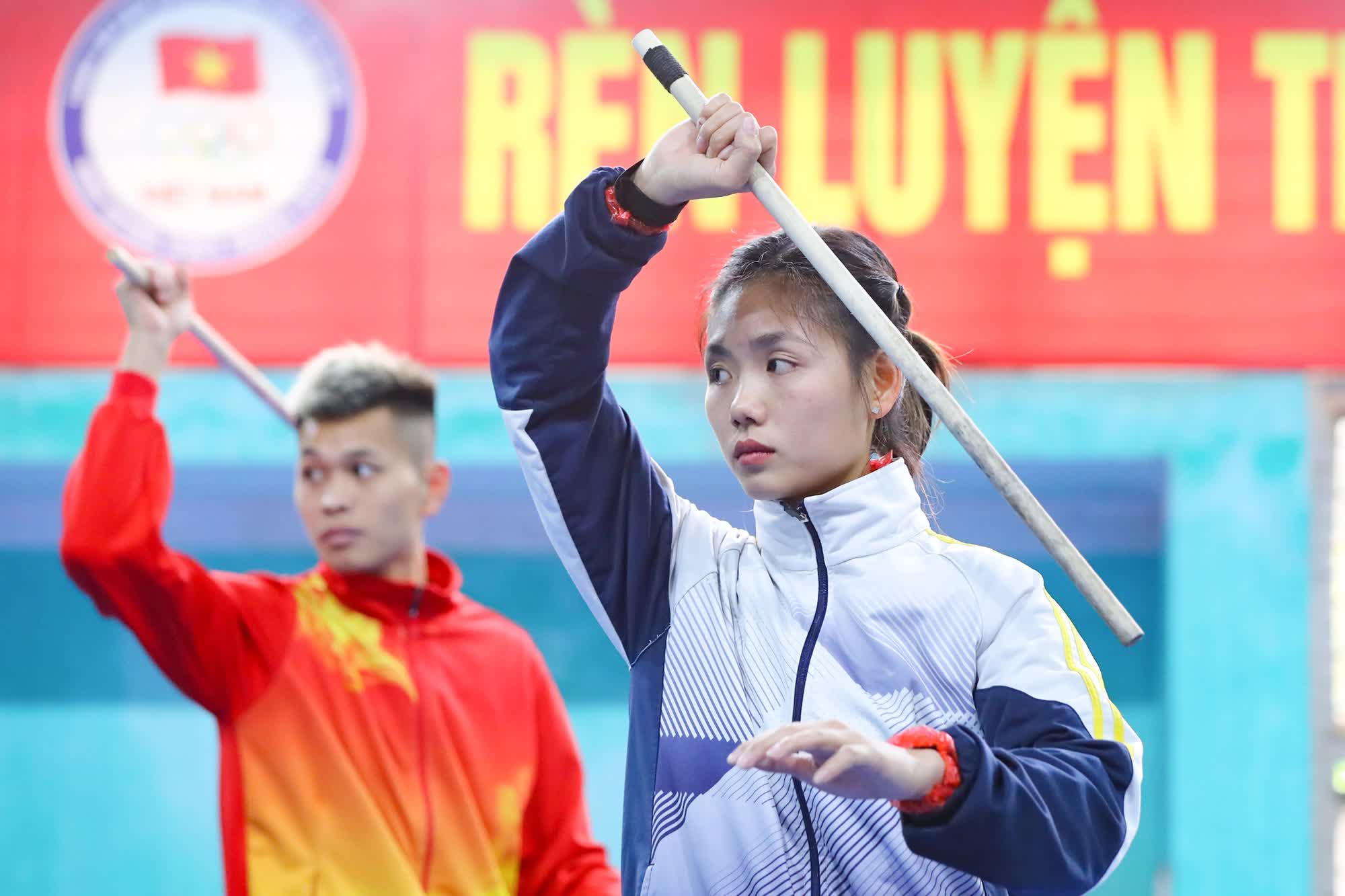 Cách tập luyện 'dị' của đội tuyển Võ gậy Việt Nam trước thềm SEA Games