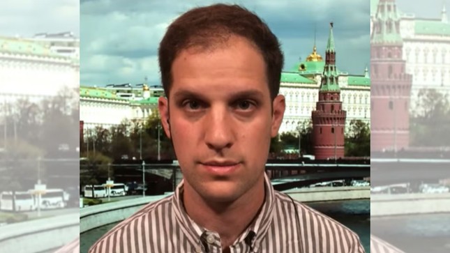 Nhà Trắng: Mỹ đang liên lạc với Nga về vụ bắt giữ phóng viên Tạp chí Phố Wall - Ảnh 1.