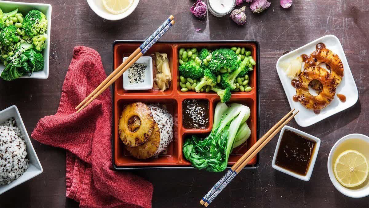 Người Nhật chịu nhiều áp lực nhưng vì sao tuổi tác của họ lại xếp hàng đầu thế giới: Bí quyết đến từ chính thói quen ăn uống của họ! - Ảnh 4. Người Nhật chịu nhiều áp lực nhưng vì sao tuổi tác của họ lại xếp hàng đầu thế giới: Bí quyết đến từ chính thói quen ăn uống của họ! - Ảnh 4.