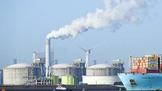 Cái kết mà Nga không thể ngờ: Một phần nhờ xung đột Ukraine, Mỹ trở thành nước xuất khẩu năng lượng số 1 thế giới - Ảnh 1.