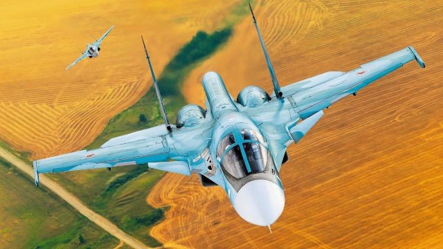 Cường kích Su-34M2 tối tân nhất của Nga bị bắn rơi tại Enakievo? - Ảnh 1.