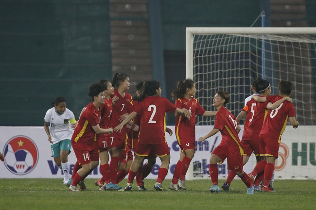 Thắng 3-0 Indonesia, Việt Nam khởi đầu ấn tượng tại vòng loại giải châu Á - Ảnh 1.