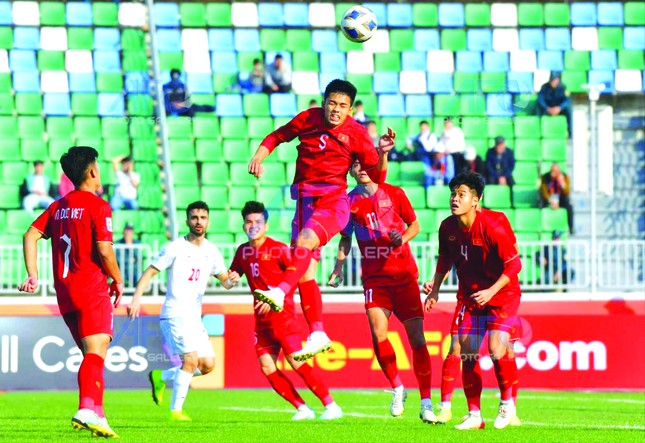 VCK U20 CHÂU Á 2023: U20 Việt Nam có một giải đấu đáng khen ngợi - Ảnh 1.