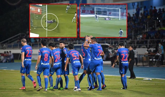 VAR vô dụng tại Thai League, trọng tài quyết định hên xui? - Ảnh 1.