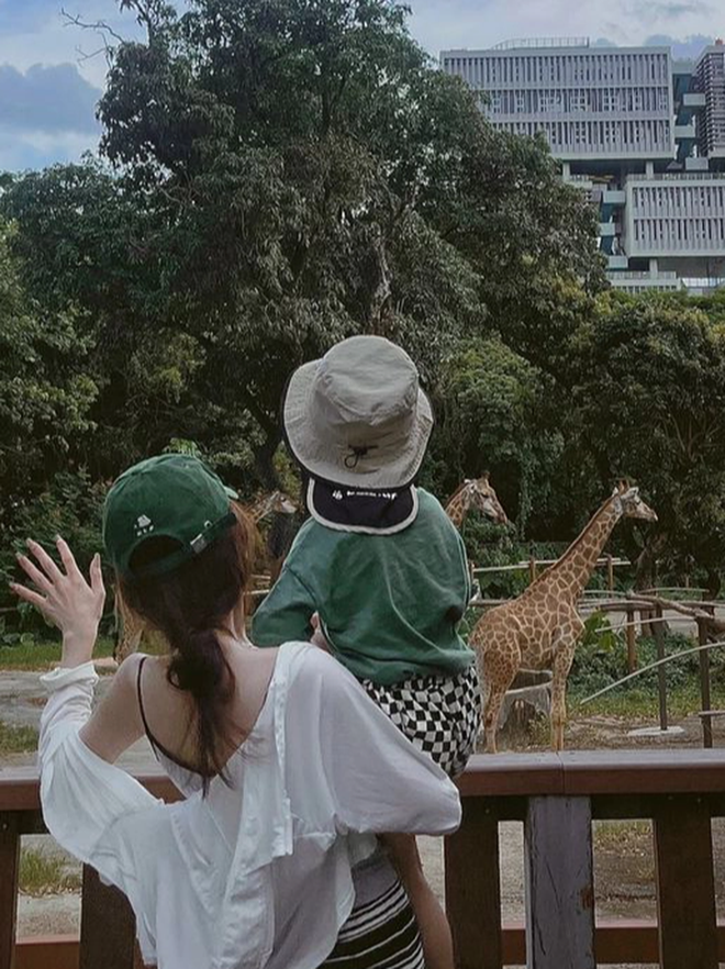 Bán đất để “cấy” con