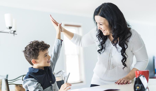 Phát hiện con bị bạn đánh, chuyên gia tiết lộ: Đây là cách không cần trực tiếp can thiệp mà vẫn bảo vệ được con - Ảnh 2. Phát hiện con bị bạn đánh, chuyên gia tiết lộ: Đây là cách không cần trực tiếp can thiệp mà vẫn bảo vệ được con - Ảnh 2.