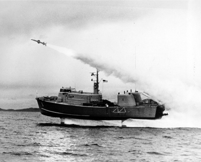 Nhanh, cơ động và hỏa lực mạnh, tại sao tàu cánh ngầm lại bị chê bởi Hải quân Mỹ? - Ảnh 1.