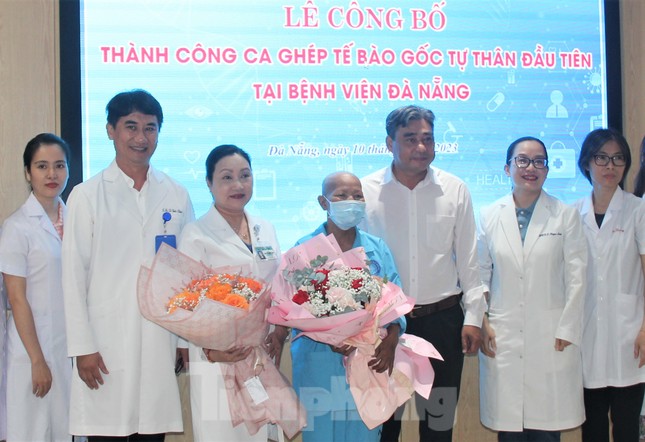 Bệnh viện Đà Nẵng thực hiện thành công ca ghép tế bào gốc tự thân đầu tiên - Ảnh 2.