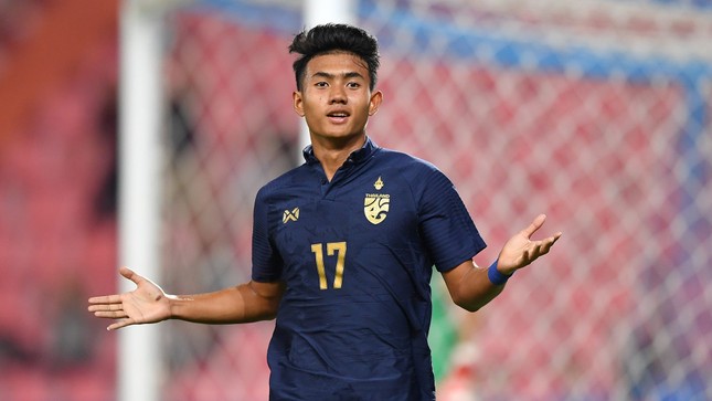 Bỏ SEA Games 32, thần đồng bóng đá Thái Suphanat Mueanta gia nhập Leicester City? - Ảnh 1.