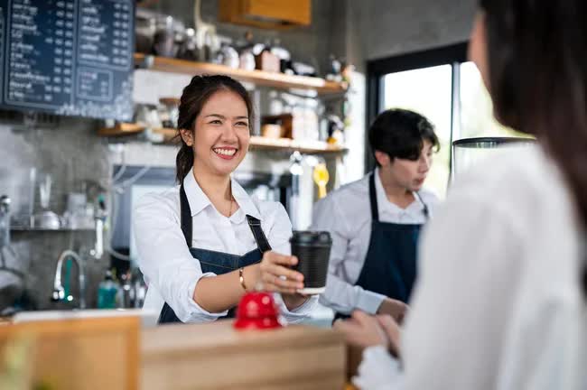 Bỏ 2 tỷ mở quán nước, tính thế nào cũng thấy lãi to nhưng 3 tháng sau phải ngậm ngùi dẹp tiệm, mất trắng tiền gom góp vì lý do nhỏ này - Ảnh 2.