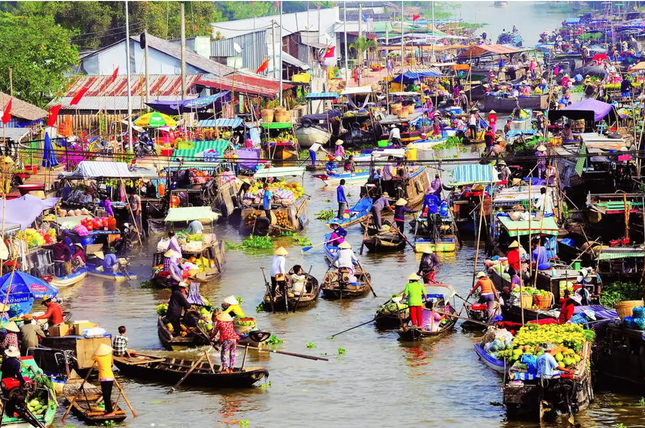 Báo nước ngoài nêu 10 điểm du lịch không thể bỏ qua ở Việt Nam - Ảnh 4.
