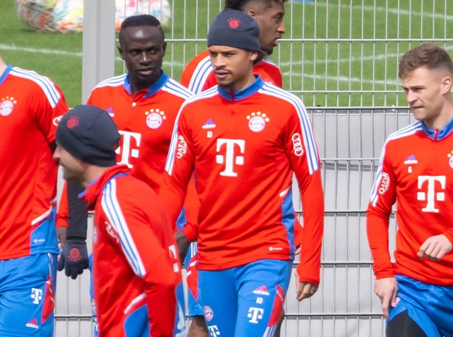 Đấm Sane, Sadio Mane bị Bayern treo giò - Ảnh 1.