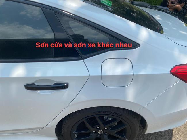 Đại lý Honda sơn lại cửa sau Civic mới rồi bán cho khách, chủ xe nói: Sẽ sang Thái Lan để khiếu nại nếu không được giải quyết sớm - Ảnh 1.