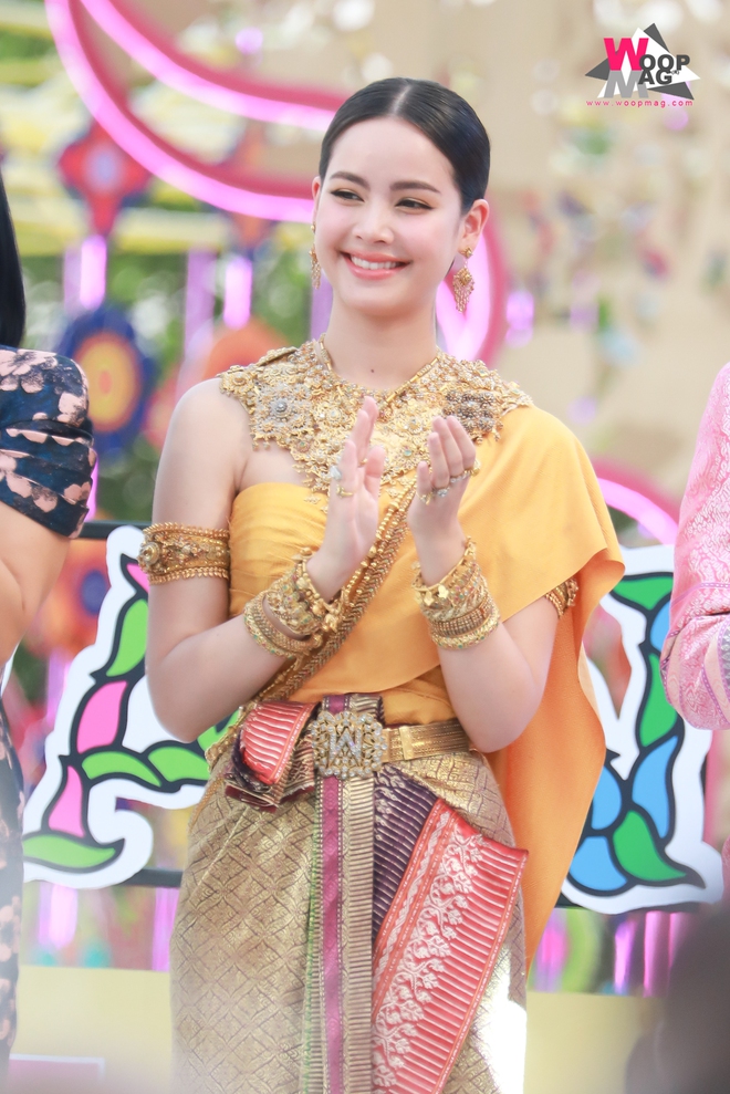 Dàn mỹ nhân Thái hóa Nữ thần Songkran năm nay: Yaya và ngọc nữ lừa đảo 1.600 tỷ quá đẹp nhưng có đọ lại Baifern Pimchanok? - Ảnh 12.