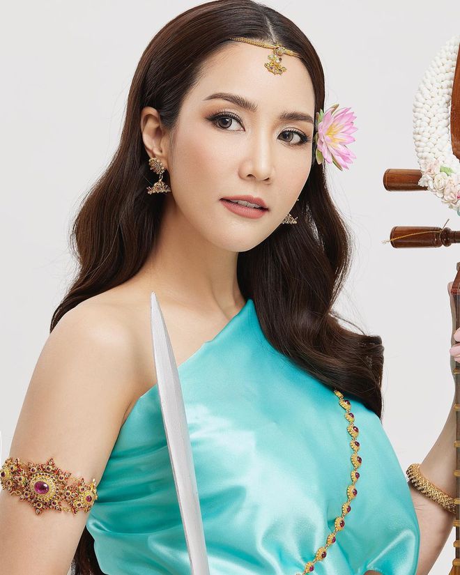 Dàn mỹ nhân Thái hóa Nữ thần Songkran năm nay: Yaya và ngọc nữ lừa đảo 1.600 tỷ quá đẹp nhưng có đọ lại Baifern Pimchanok? - Ảnh 24.