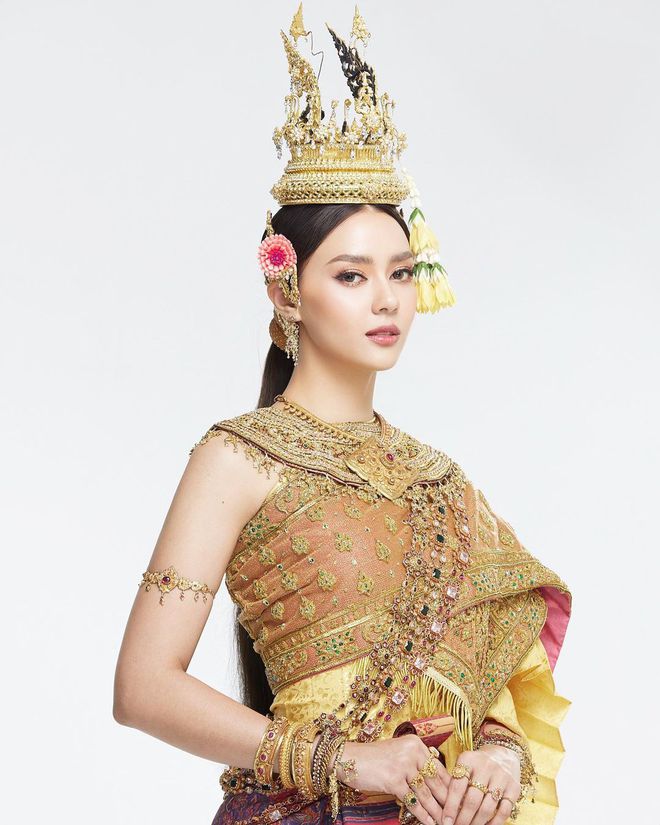 Dàn mỹ nhân Thái hóa Nữ thần Songkran năm nay: Yaya và ngọc nữ lừa đảo 1.600 tỷ quá đẹp nhưng có đọ lại Baifern Pimchanok? - Ảnh 19.