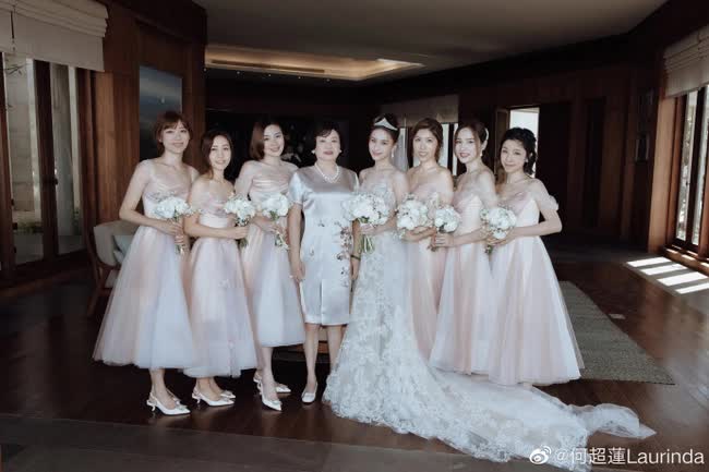 Đám cưới Đậu Kiêu và ái nữ trùm sòng bạc Mâcu (Trung Quốc): Cô dâu xinh như công chúa, khoảnh khắc khóa môi chú rể gây bão MXH - Ảnh 7.
