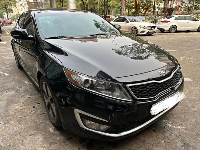 Chiếc Kia Optima hybrid giá hơn 300 triệu này sẽ khiến người dùng phải cân nhắc thay vì mua Morning số sàn - Ảnh 1.