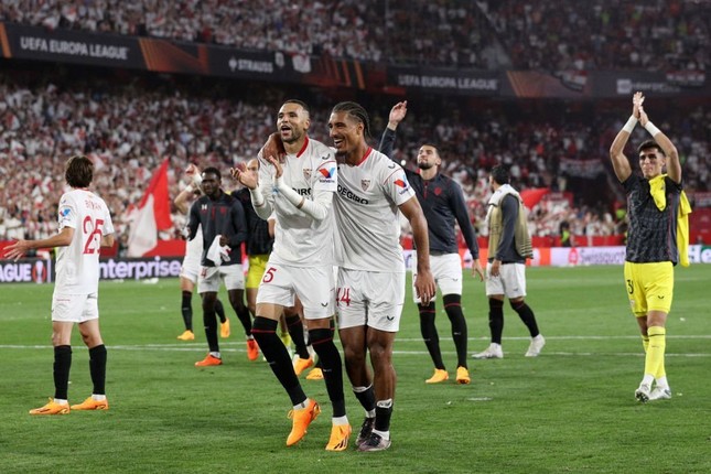 Đại thắng MU, Sevilla lập nên kỷ lục vô tiền khoáng hậu - Ảnh 1.