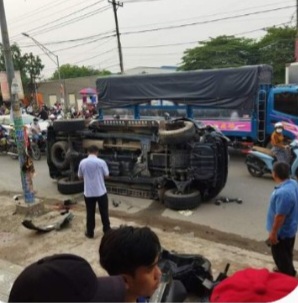 Chặn xe bắt tội phạm, một thiếu tá CSGT bị tông tử vong