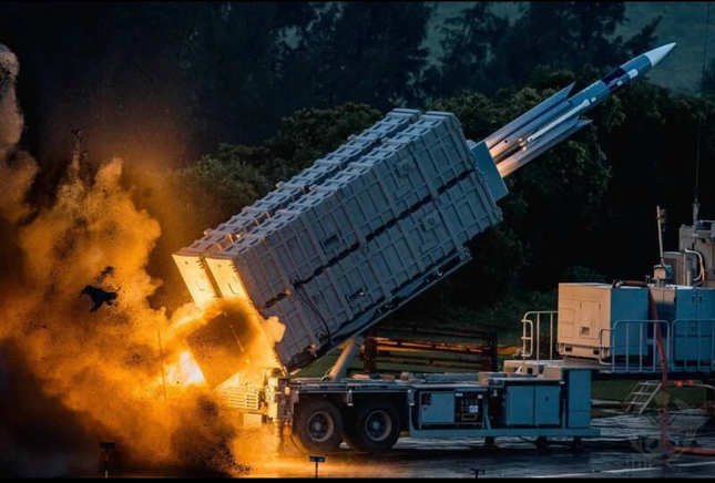 Mỹ chi 2,5 tỷ USD sản xuất tên lửa Patriot Advanced Capability-3 - Ảnh 1.