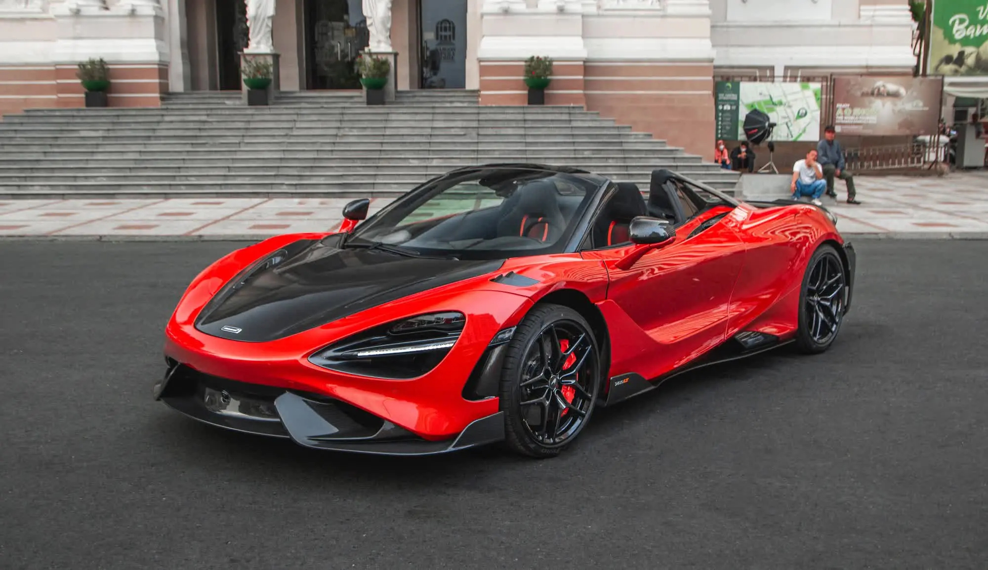 McLaren 765LT Spider đầu tiên về Việt Nam phục vụ giới đại gia, giá gần 30 tỷ đồng - Ảnh 9.