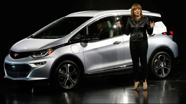 Làm xe điện không dễ xơi: GM vừa tuyên bố ngừng sản xuất dòng xe chủ lực, thừa nhận không đủ sức cạnh tranh - Ảnh 1.