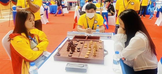 Đội tuyển cờ Ouk Chaktrang đã đi Campuchia dự SEA Games 32 - Ảnh 1.