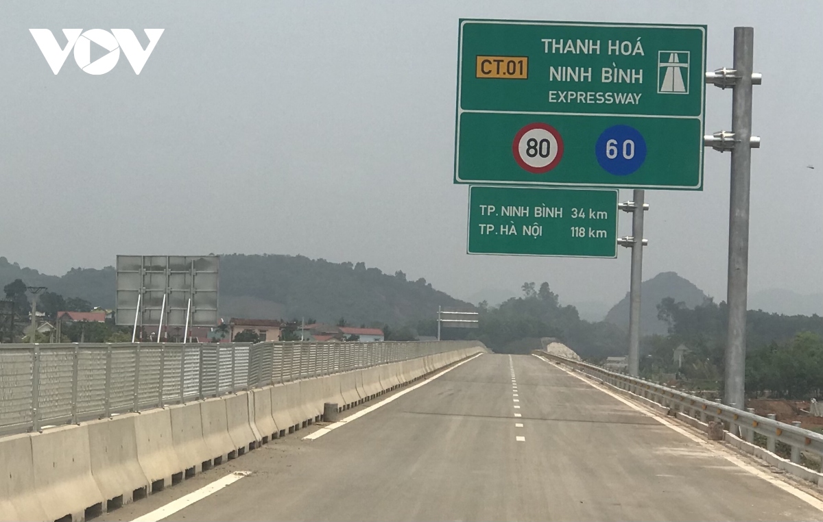 Rà soát tất cả cao tốc 4 làn xe, yêu cầu nâng tốc độ lên 90 km/h - Ảnh 1.