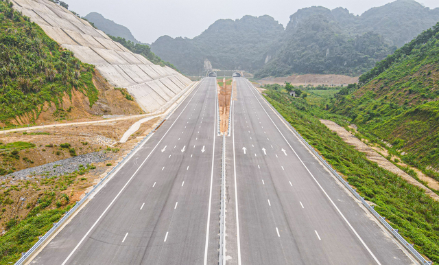 Mở cao tốc, mở tương lai - Ảnh 4.