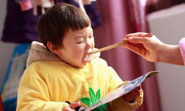 4 dấu hiệu chứng tỏ cha mẹ đang nuông chiều con quá mức: Hãy thay đổi sớm nếu không muốn ảnh hưởng đến tương lai con