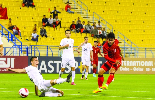 SEA Games 32: Việt Nam khó vững ngôi đầu - Ảnh 1.