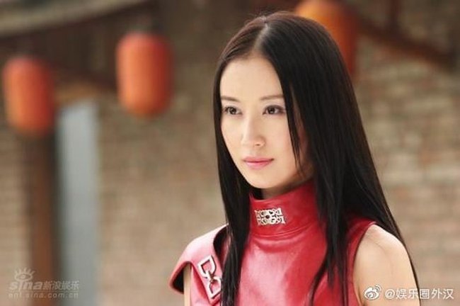 Đối thủ của Lưu Diệc Phi mới 13 tuổi đã đẹp khuynh đảo màn ảnh, giờ xuống sắc phải đi bán hàng online - Ảnh 7.