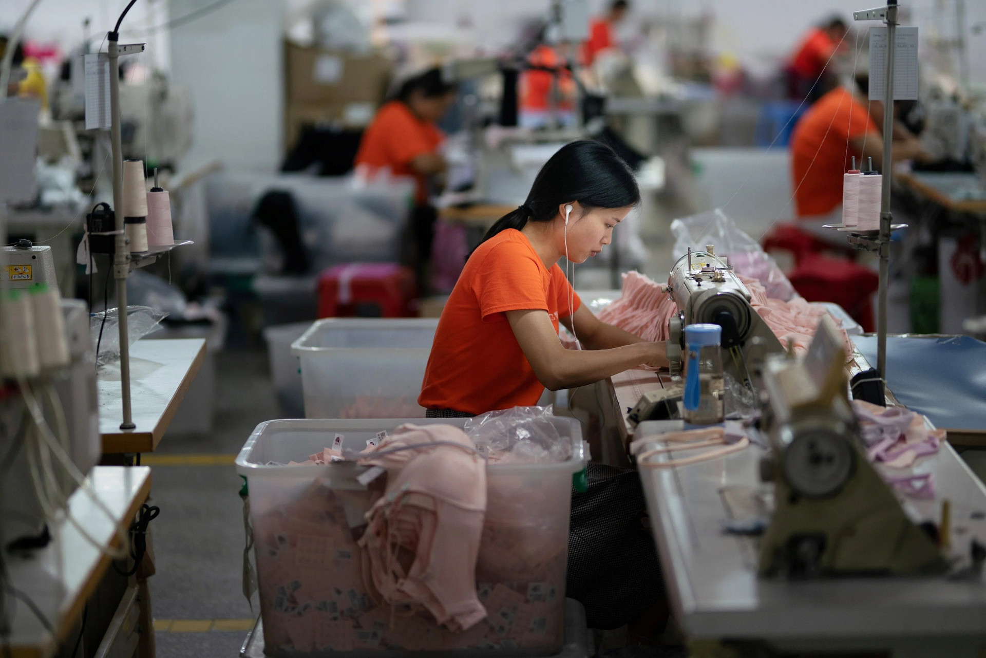Các công ty tinh hoa lần lượt gỡ biển, thủ phủ công nghiệp Trung Quốc lao đao chưa từng thấy: Bắc Kinh đối mặt cú sốc lớn - Ảnh 2. Các công ty tinh hoa lần lượt gỡ biển, thủ phủ công nghiệp Trung Quốc lao đao chưa từng thấy: Bắc Kinh đối mặt cú sốc lớn - Ảnh 2.