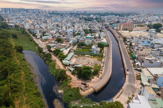 Ấn tượng những công trình làm thay đổi diện mạo TPHCM - Ảnh 8.