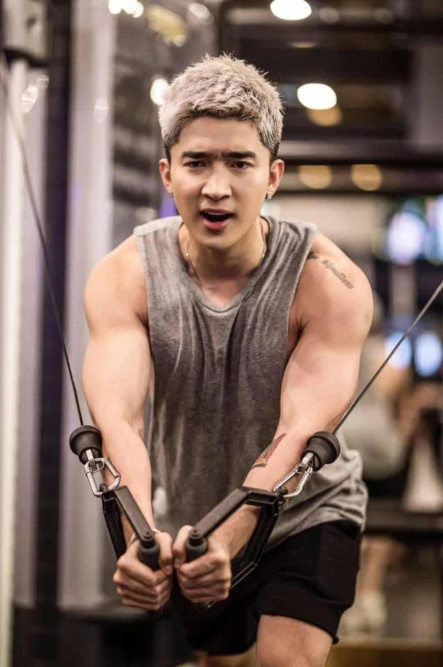 Chi D&acirc;n bị r&eacute;o t&ecirc;n li&ecirc;n tục, netizen c&ograve;n tr&agrave;n v&agrave;o Facebook hỏi anh ổn kh&ocirc;ng? - Ảnh 2.