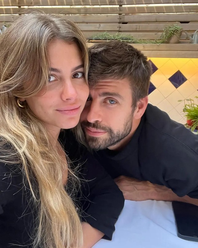 Pique xúc phạm Shakira