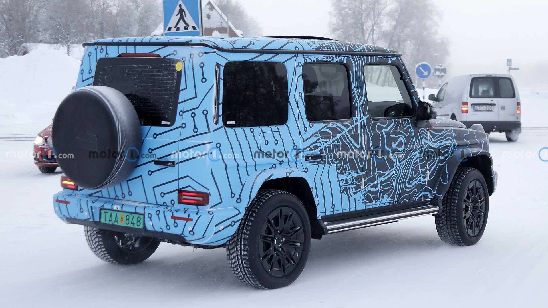 Mercedes-Benz G-Class thuần điện khoe khả năng vận hành off-road đỉnh cao - Ảnh 5.