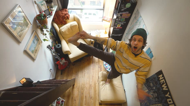 Căn phòng siêu nhỏ 7m2 giữa New York hoa lệ gây tranh cãi, giá thuê tới 15 triệu đồng/tháng: Người thuê hài lòng với trải nghiệm sống nhưng liệu có đáng - Ảnh 3. Căn phòng siêu nhỏ 7m2 giữa New York hoa lệ gây tranh cãi, giá thuê tới 15 triệu đồng/tháng: Người thuê hài lòng với trải nghiệm sống nhưng liệu có đáng - Ảnh 3.