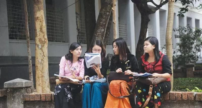 Địa ngục thi cử thực sự ở Myanmar - Kỳ thi tuyển sinh đại học khắc nghiệt nhất với tỷ lệ đỗ thấp nhất! - Ảnh 5. Địa ngục thi cử thực sự ở Myanmar - Kỳ thi tuyển sinh đại học khắc nghiệt nhất với tỷ lệ đỗ thấp nhất! - Ảnh 5.