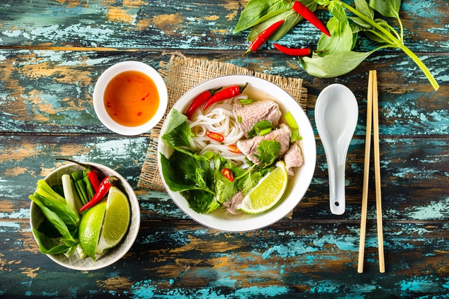 Du khách Hàn Quốc bị hương thơm của đặc sản Việt Nam dẫn dụ: Đi hết từ ngỡ ngàng này tới ngỡ ngàng khác - Ảnh 1. Du khách Hàn Quốc bị hương thơm của đặc sản Việt Nam dẫn dụ: Đi hết từ ngỡ ngàng này tới ngỡ ngàng khác - Ảnh 1.