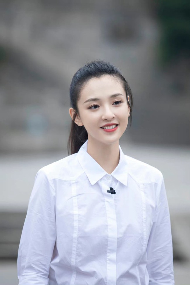 Chi Pu đụng dàn sao đình đám Trung Quốc: Hết Huỳnh Hiểu Minh đến mỹ nhân Bên nhau trọn đời, còn cả một cựu idol SM! - Ảnh 6. Chi Pu đụng dàn sao đình đám Trung Quốc: Hết Huỳnh Hiểu Minh đến mỹ nhân Bên nhau trọn đời, còn cả một cựu idol SM! - Ảnh 6.