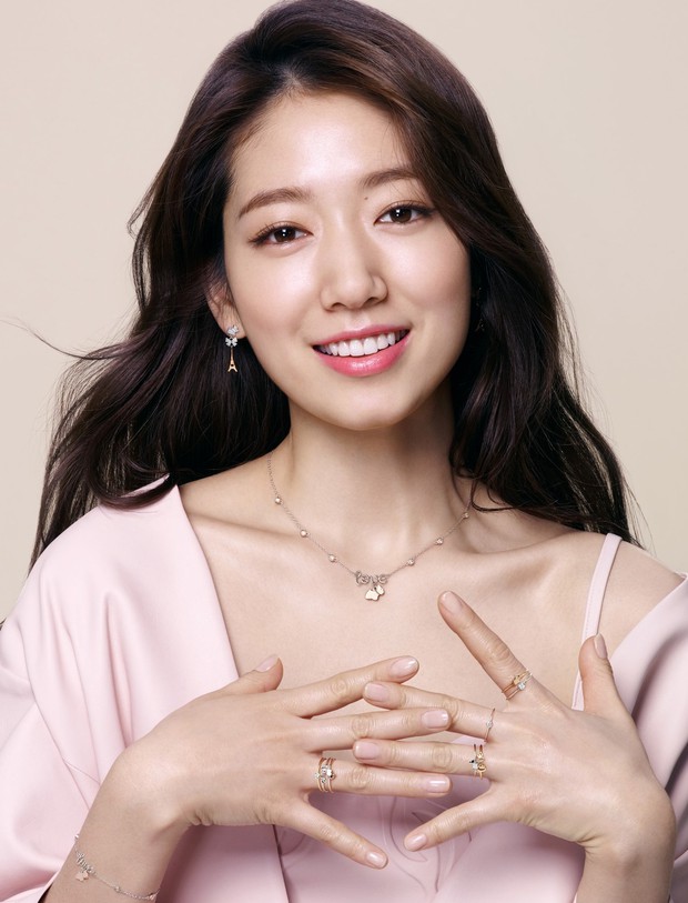 “Mẹ bỉm” Park Shin Hye 33 tuổi vẫn đóng học sinh, visual ra sao mà ai cũng khen? - Ảnh 4.