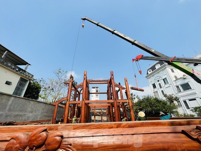 Đại gia Quảng Ngãi đang tháo dỡ biệt phủ xây trái phép - Ảnh 6.