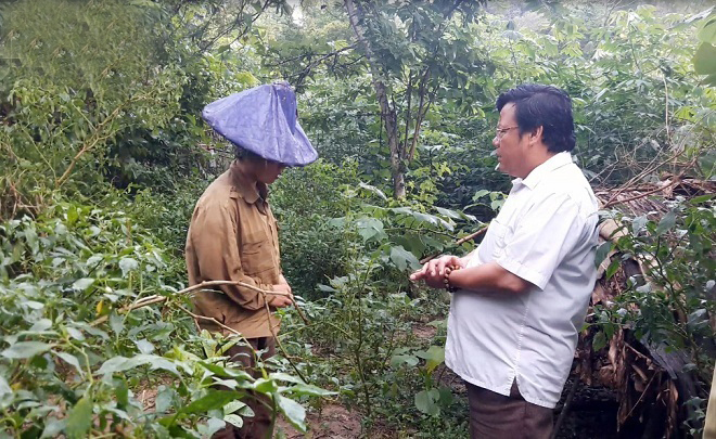 Gia đình sống gần như tuyệt giao với xã hội ở Thanh Hóa: Khai quật khu vườn bí ẩn, tìm thấy vô số sắt thép - Ảnh 2.