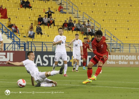 U22 Việt Nam tìm được “quân xanh” trước thềm SEA Games 32 - Ảnh 1.