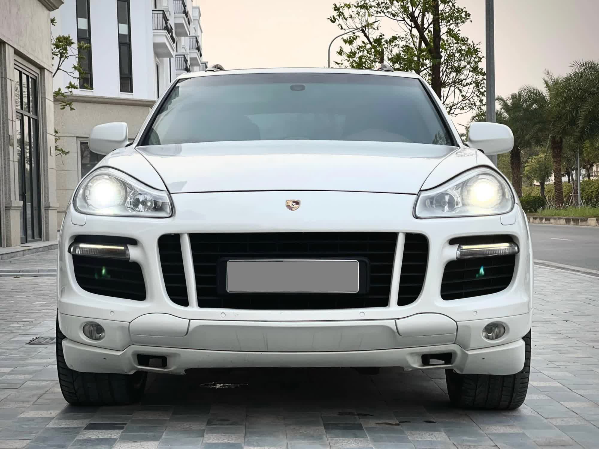 Bán Porsche Cayenne GTS giá ngang Civic, người bán cam kết: ‘Zin từng con ốc, độ mới không có đối thủ’ - Ảnh 4.